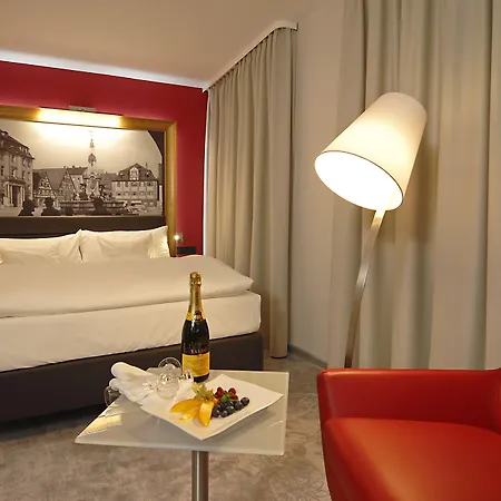 Raab Hotel 3*